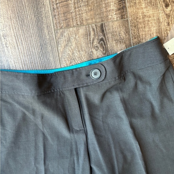 NEW Worthington Stretch Simply Contour Pants Slight Flare Charcoal Women's 18 - Picture 12 of 14